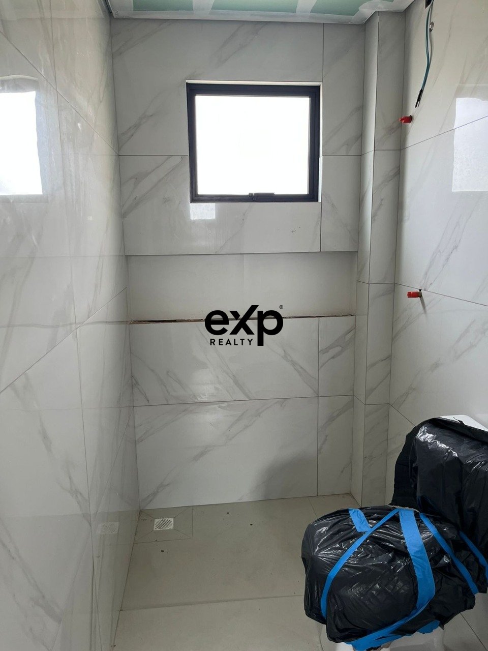 Apartamento à venda em Itapoá, Rua 1830 Paragua 143 CONTINENTAL Itapoá 89249-000, 94 m²