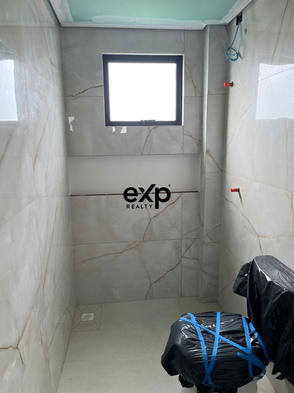 Apartamento à venda em Itapoá, Rua 1830 Paragua 143 CONTINENTAL Itapoá 89249-000, 94 m²