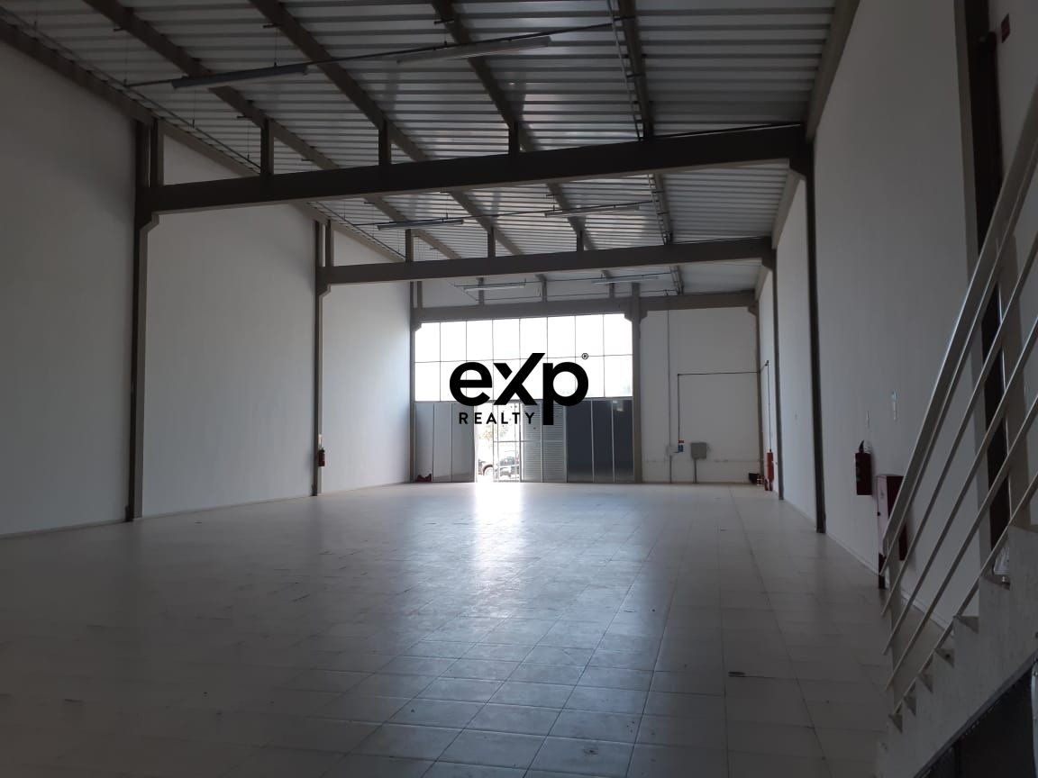Warehouse for rent in Vinhedo, Independência 7051 Santa Claudina Vinhedo 13284-400, 900 m²