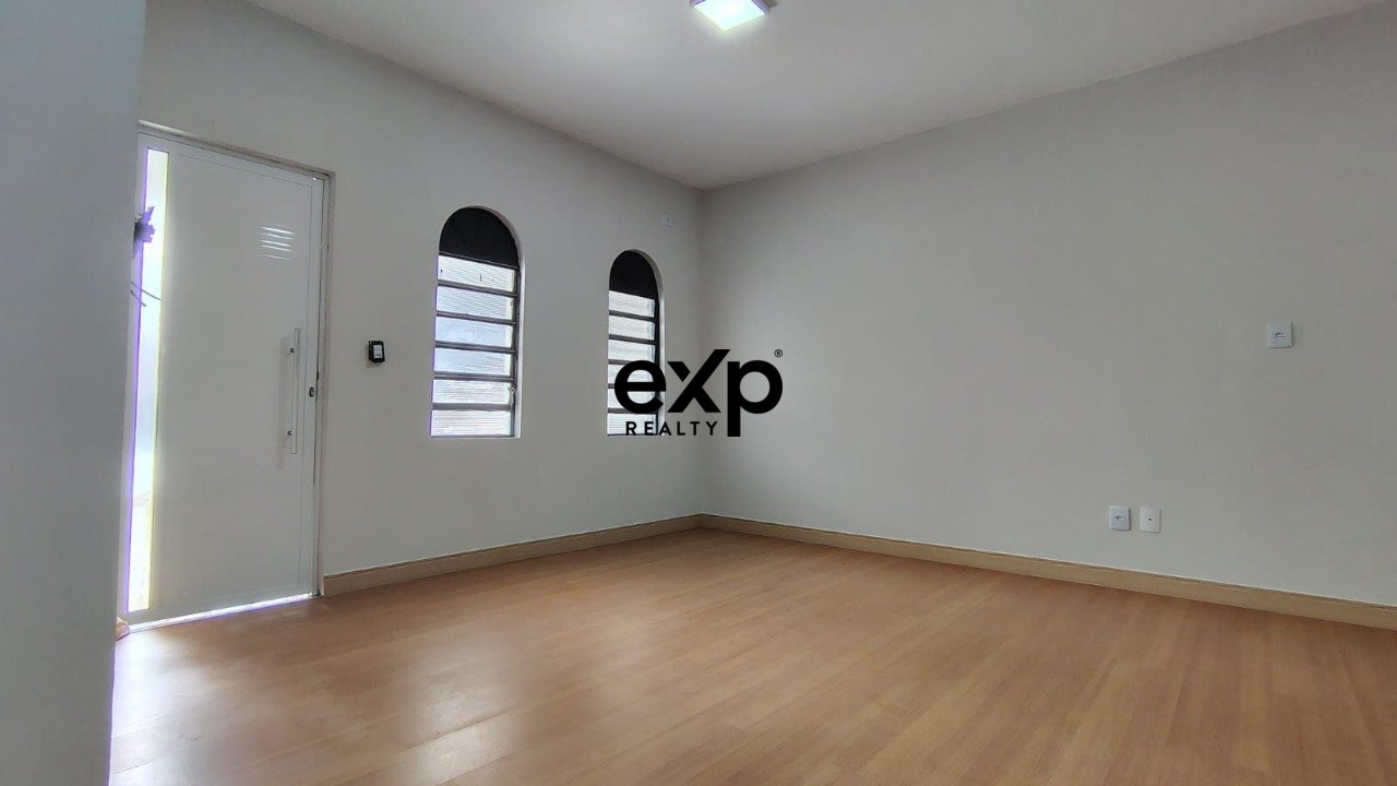 Casa para alugar em Valinhos, João Previtale 900 Jardim Alto da Colina Valinhos 13272-315, 348 m²