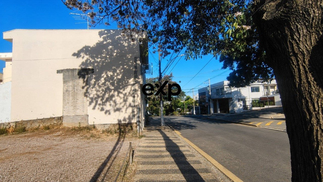 Terreno à venda em Valinhos, Dom Nery 342 Vila Embaré Valinhos 13271-170, 422 m²