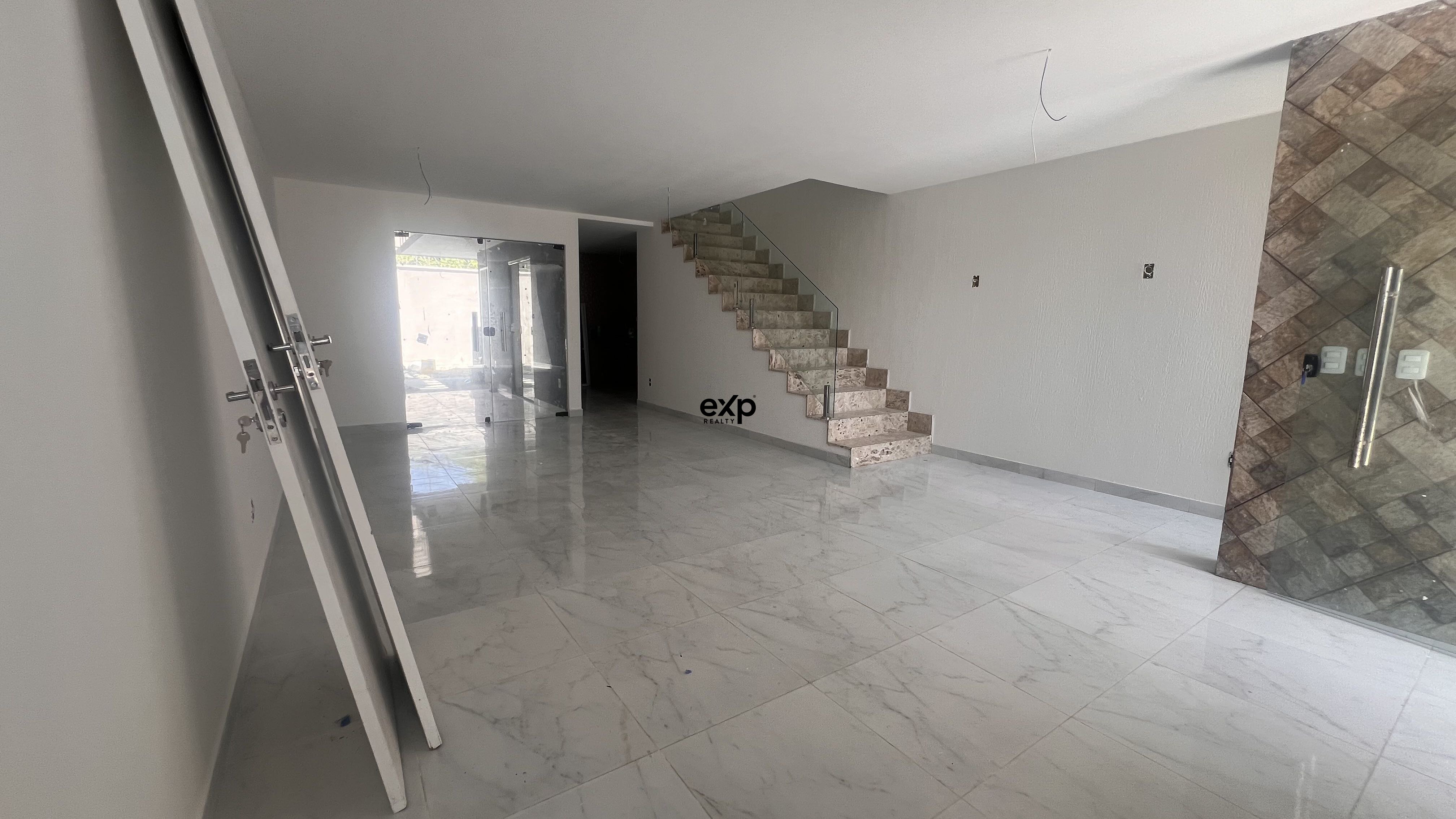 Casa à venda em Eusébio, Demerval Carneiro 200 Centro EUSEBIO Eusébio 61760-145, 299 m²