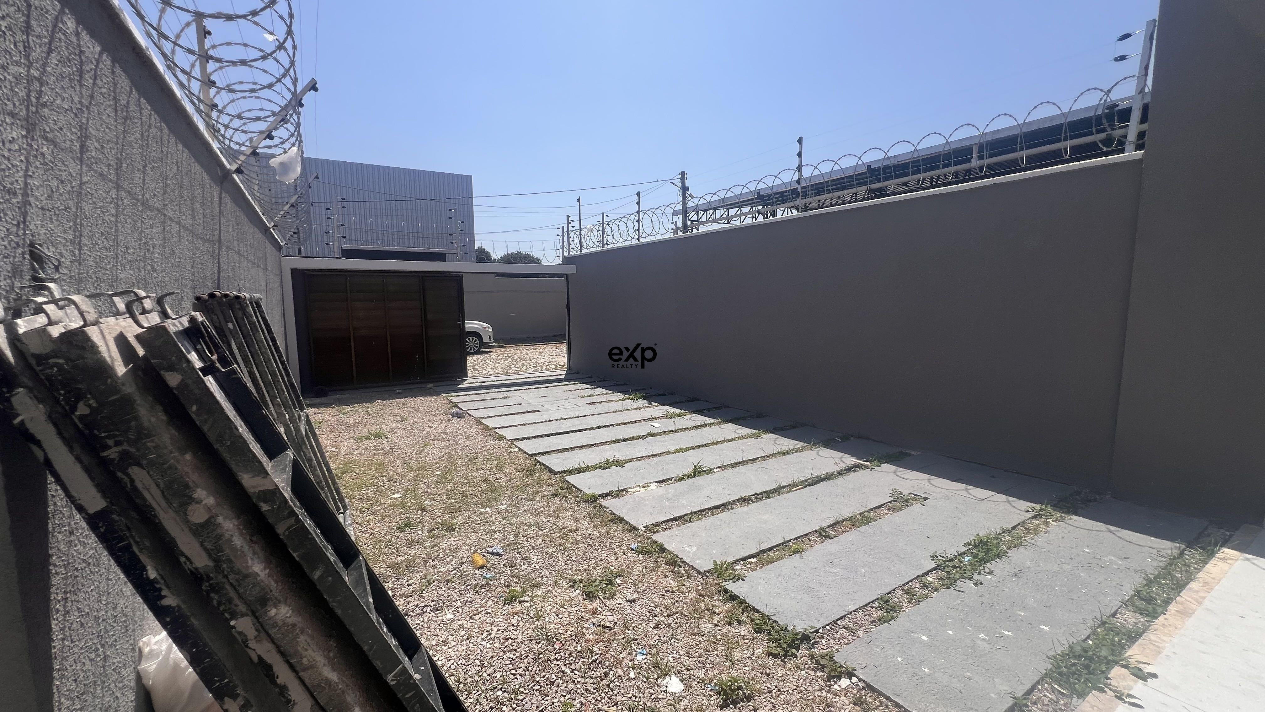 Casa à venda em Eusébio, Demerval Carneiro 200 Centro EUSEBIO Eusébio 61760-145, 299 m²