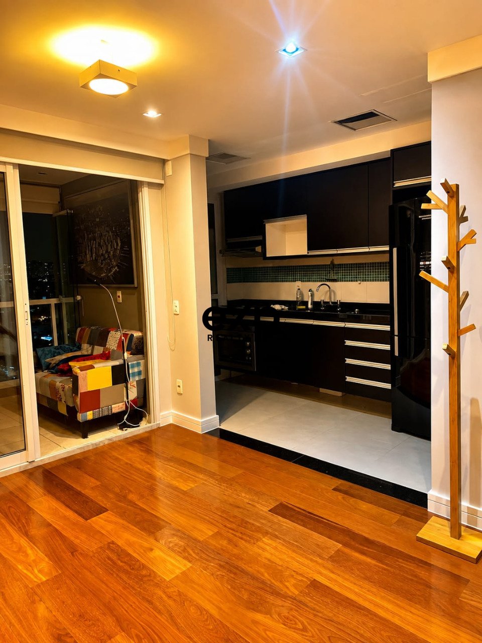 Apartamento para alugar em São Paulo, Castilho 155 Brooklin São Paulo 04568-010, 45 m²