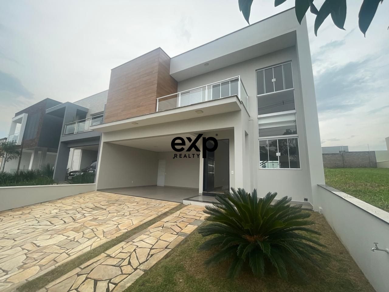CASA PARA ALUGAR - CONDOMÍNIO SÃO DOMINGOS | VALINHOS/SP.
