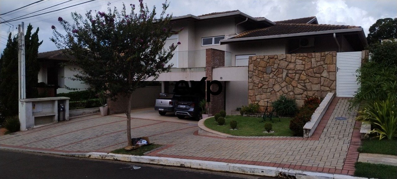 Casa com, 4 quartos, 2 suítes - Jardim Paiquere - Valinhos/SP.