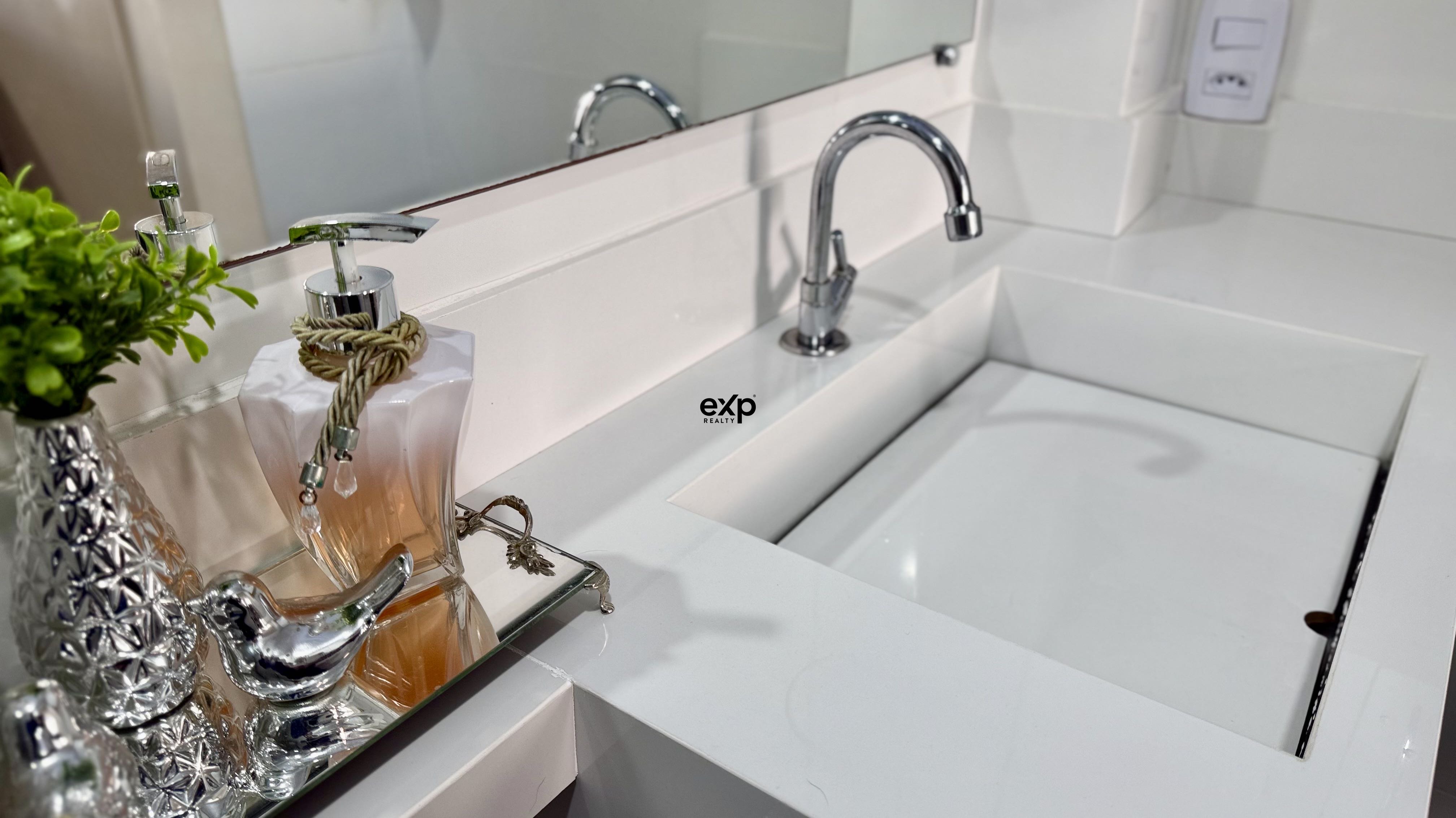 Apartamento à venda no Bairro Novo Mundo em Curitiba