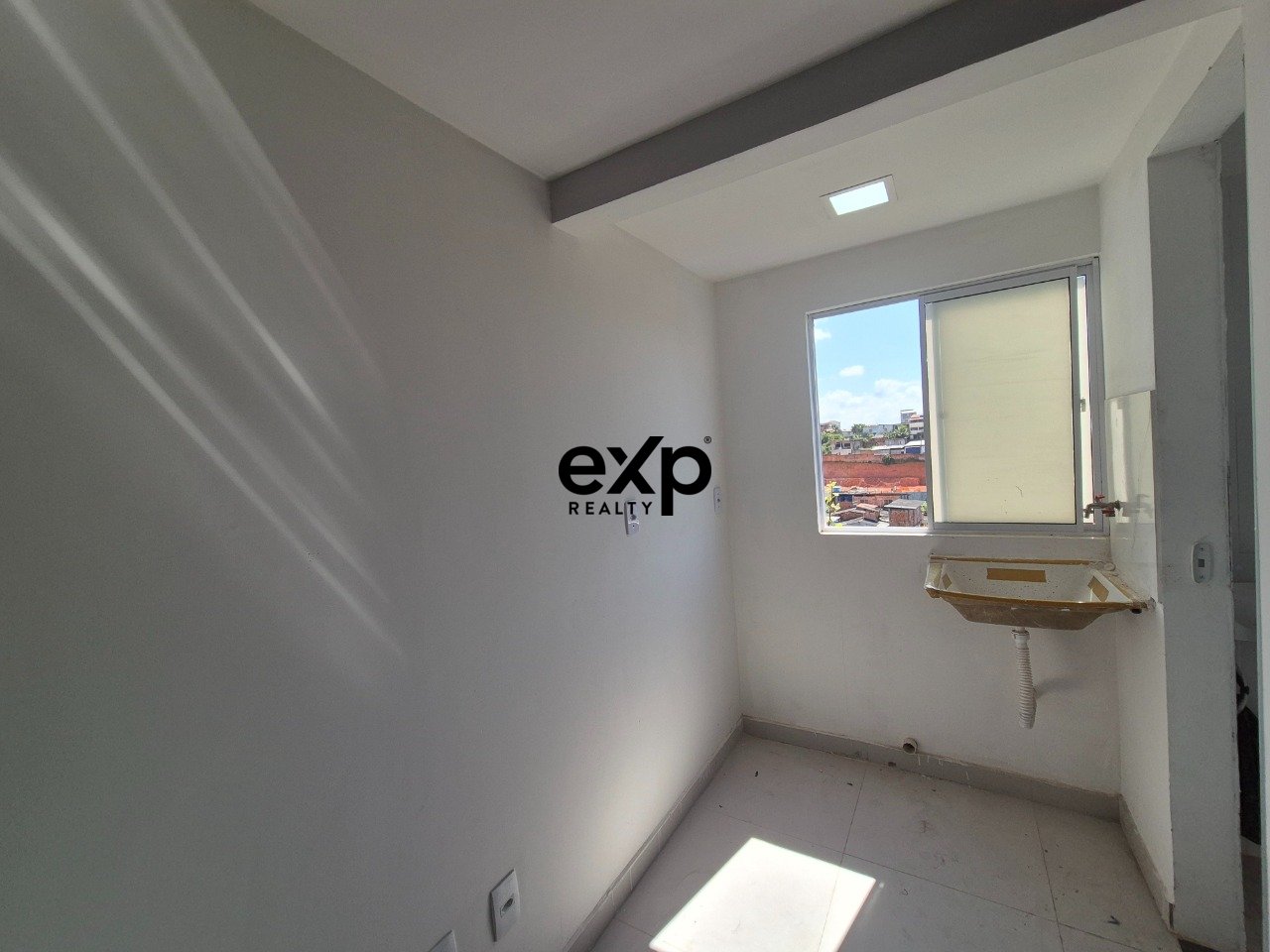 Apartamento para alugar em Lauro de Freitas, Rua Dr.gerino Filho 1 Itinga Lauro de Freitas 41504-230, 40 m²