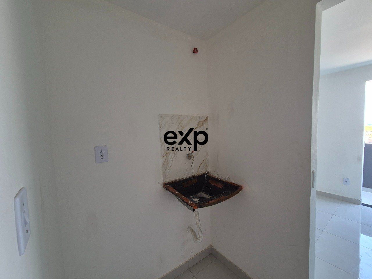 Apartamento para alugar em Lauro de Freitas, Rua Dr Gerino Filho 10 Itinga Lauro de Freitas 41504-230, 40 m²