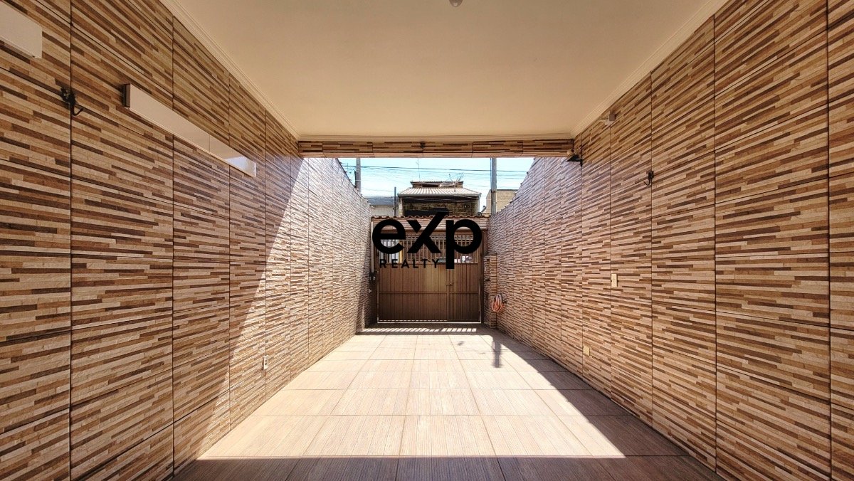 Casa à venda em Sao Paulo, R. São Sérgio 274 Jardim Santa Adelia Sao Paulo 03972-000, 97 m²