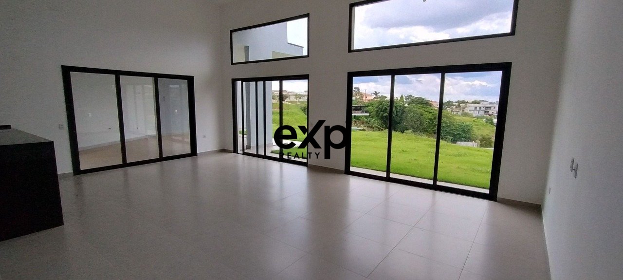 Casa - Residencial Jardim Primavera - Louveira/SP.