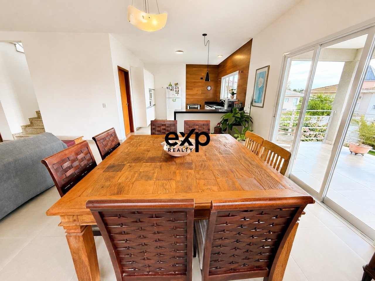 Casa à venda em Louveira, Castelo Di Rivoli 1 Bandeirantes Louveira 13290-256, 360 m²