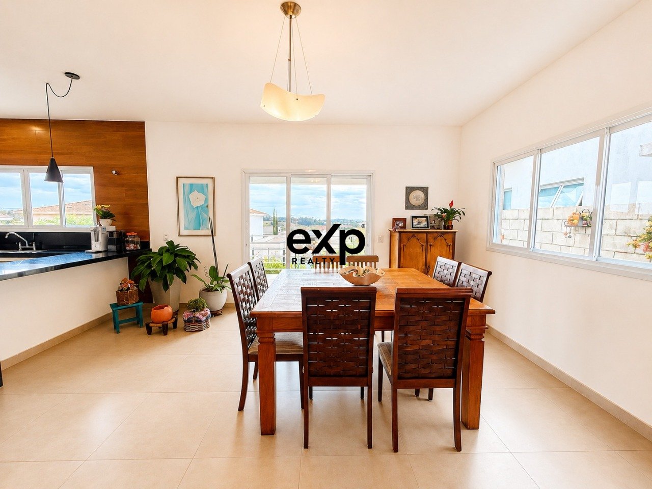 Casa à venda em Louveira, Castelo Di Rivoli 1 Bandeirantes Louveira 13290-256, 360 m²