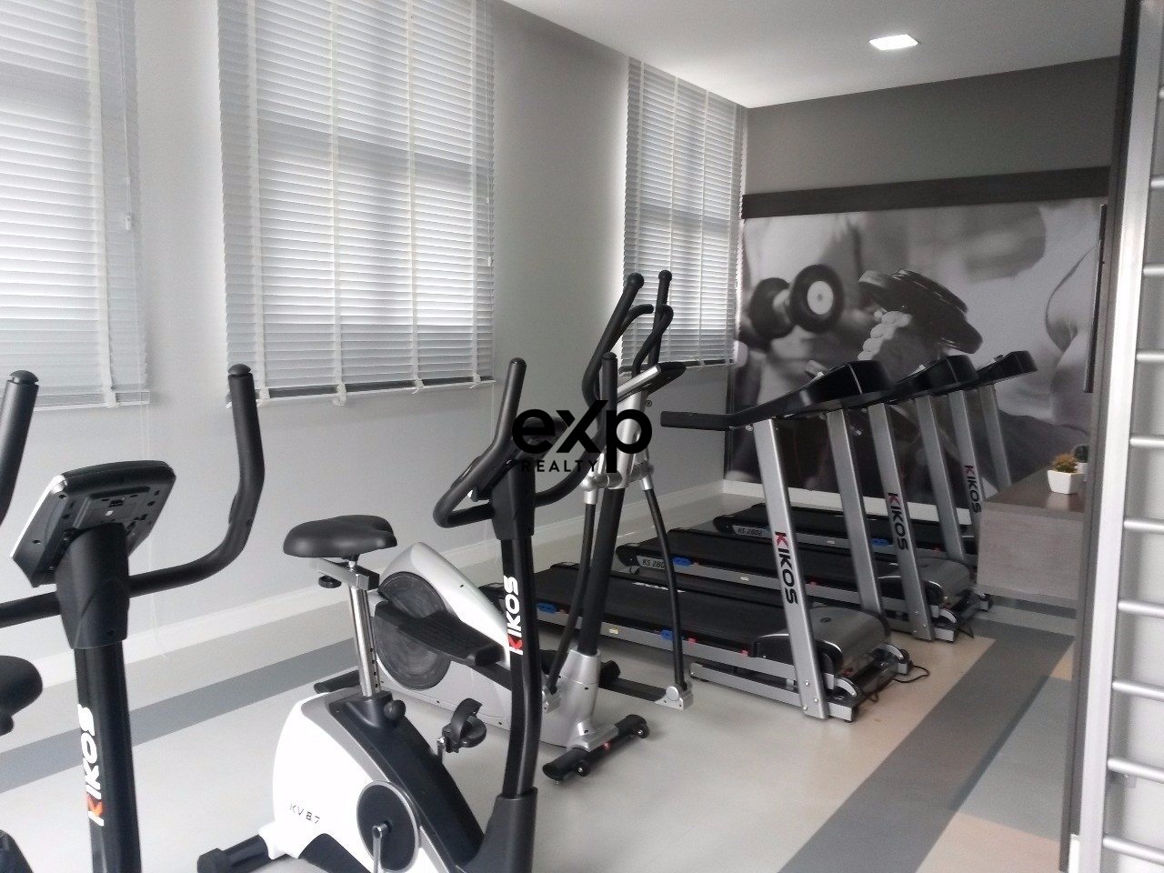 Apartamento à venda em Curitiba, Rua Augusto de Mari 3994 Portão Curitiba 80610-180, 45 m²