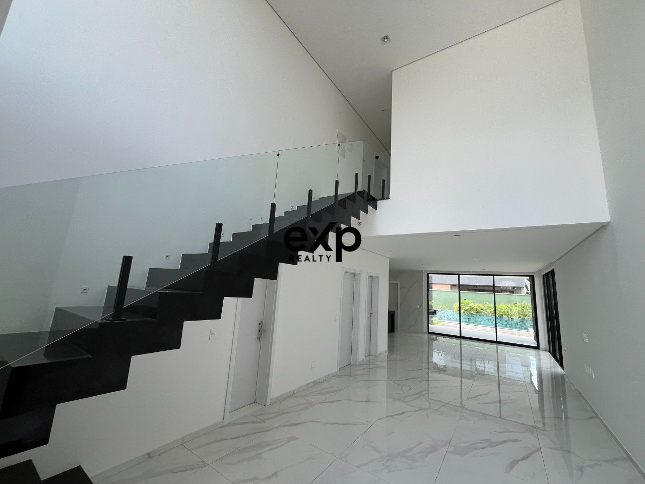 Casa em Condomínio à venda em Eusébio, Caiçara do Norte 10 Cidade Alpha Eusébio 61766-345, 330 m²
