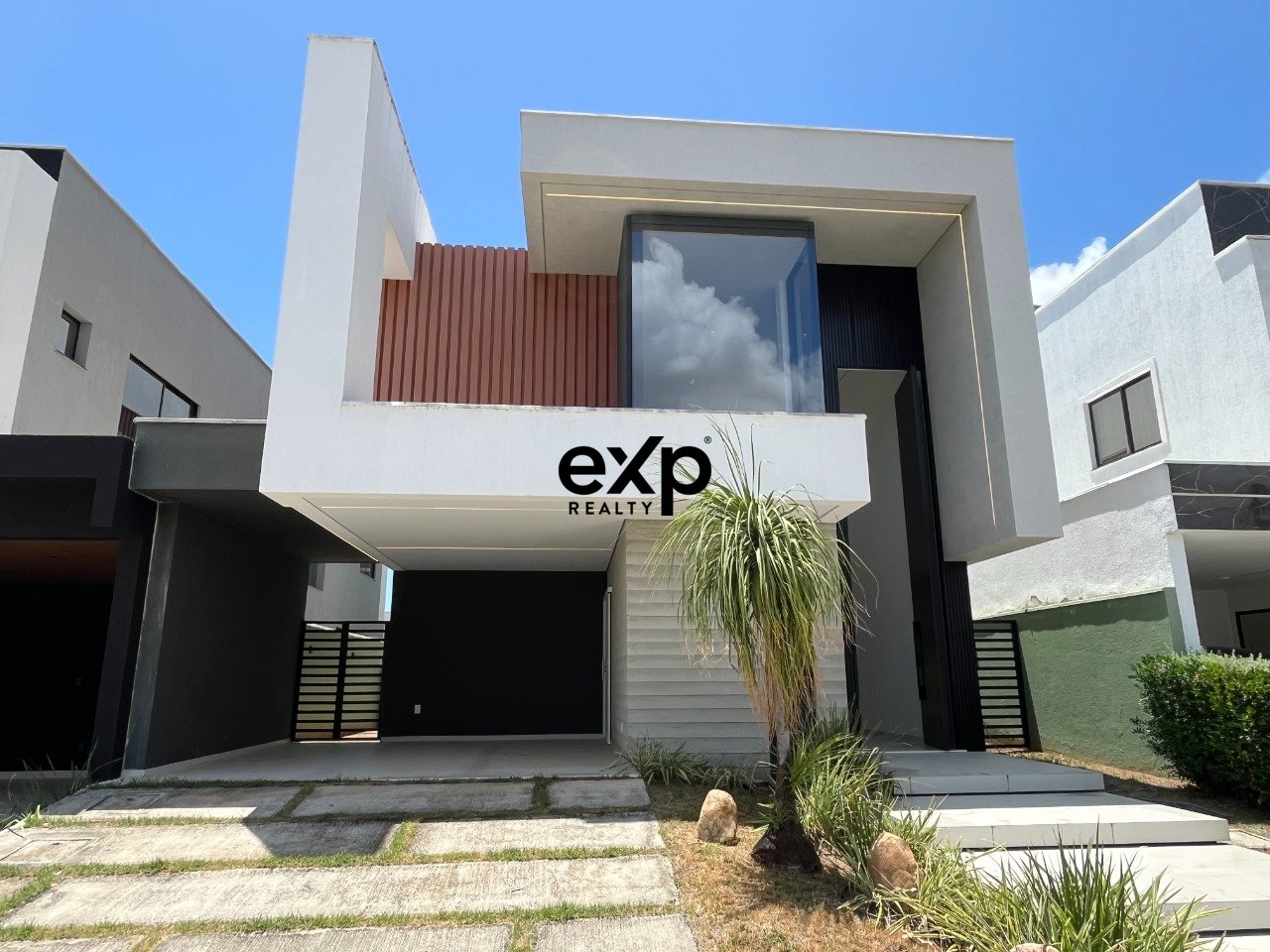 Casa em Condomínio à venda em Eusébio, Caiçara do Norte 10 Cidade Alpha Eusébio 61766-345, 330 m²