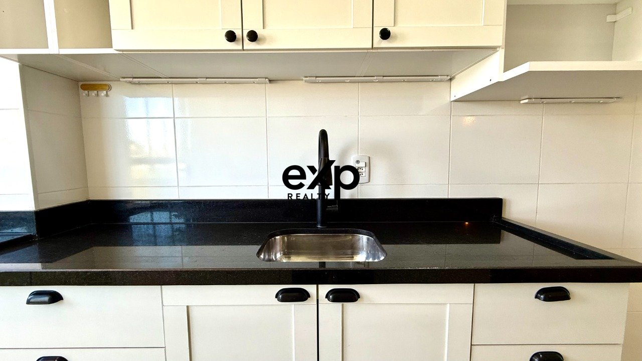 Apartamento à venda em Curitiba, José Gulin 373 Bacacheri Curitiba 82600-360, 83 m²