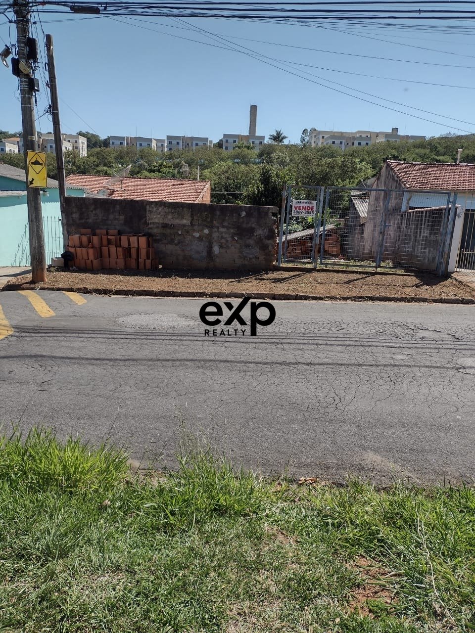 Terreno à venda em Valinhos, Presidente Tancredo Neves 10 Parque das Colinas Valinhos 13273610, 300 m²