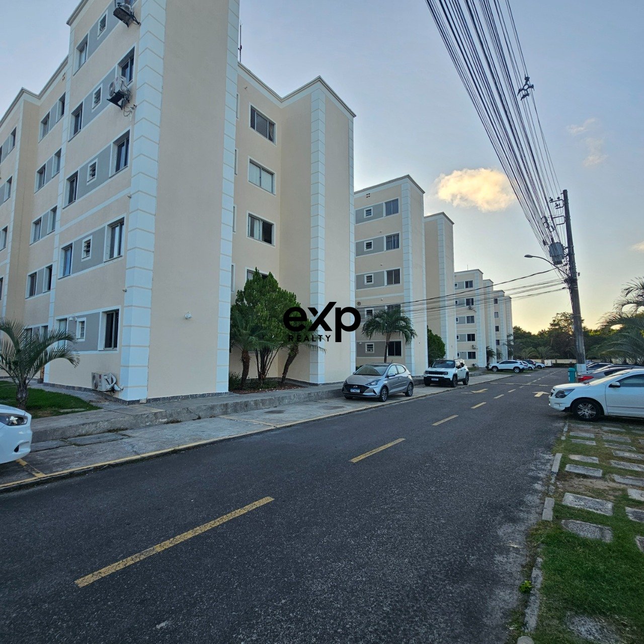 Apartment for sale in Lauro de Freitas, Rubem de Almeida Machado 386 Centro Lauro de Freitas 42702-240, 55 m²