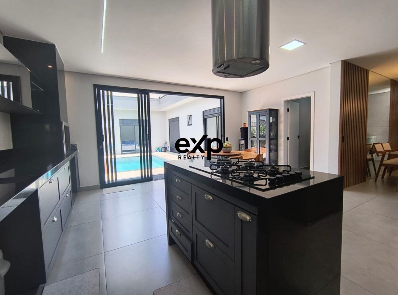 Condominium House for rent in Valinhos, Municipal do Roncáglia 1090 Roncáglia Valinhos 13272-721, 300 m²