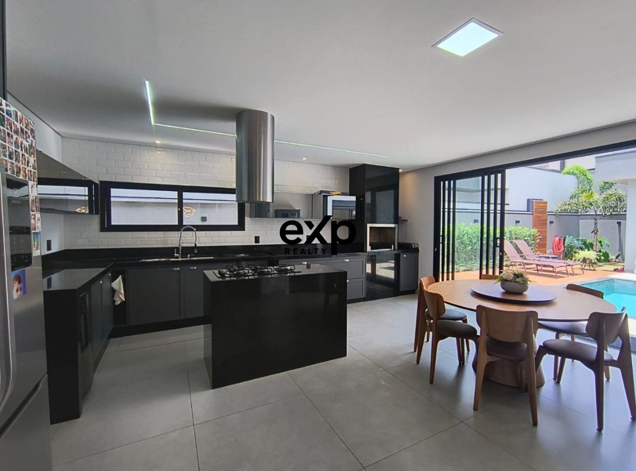 Condominium House for rent in Valinhos, Municipal do Roncáglia 1090 Roncáglia Valinhos 13272-721, 300 m²