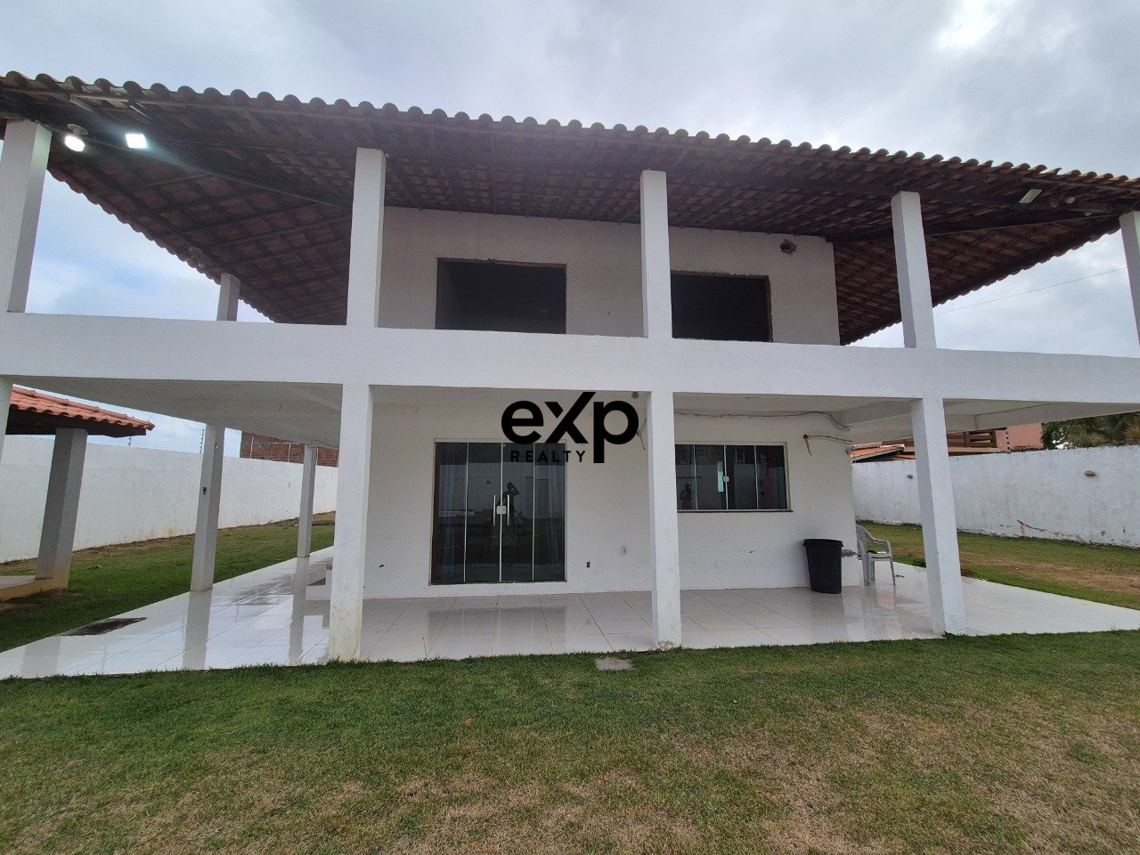 Casa em Condomínio à venda em Camaçari, Loteamento Jardim Das Mangabeiras 12 Arembepe Camaçari 42829-710, 1125 m²