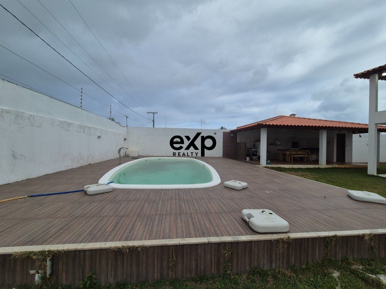 Casa em Condomínio à venda em Camaçari, Loteamento Jardim Das Mangabeiras 12 Arembepe Camaçari 42829-710, 1125 m²