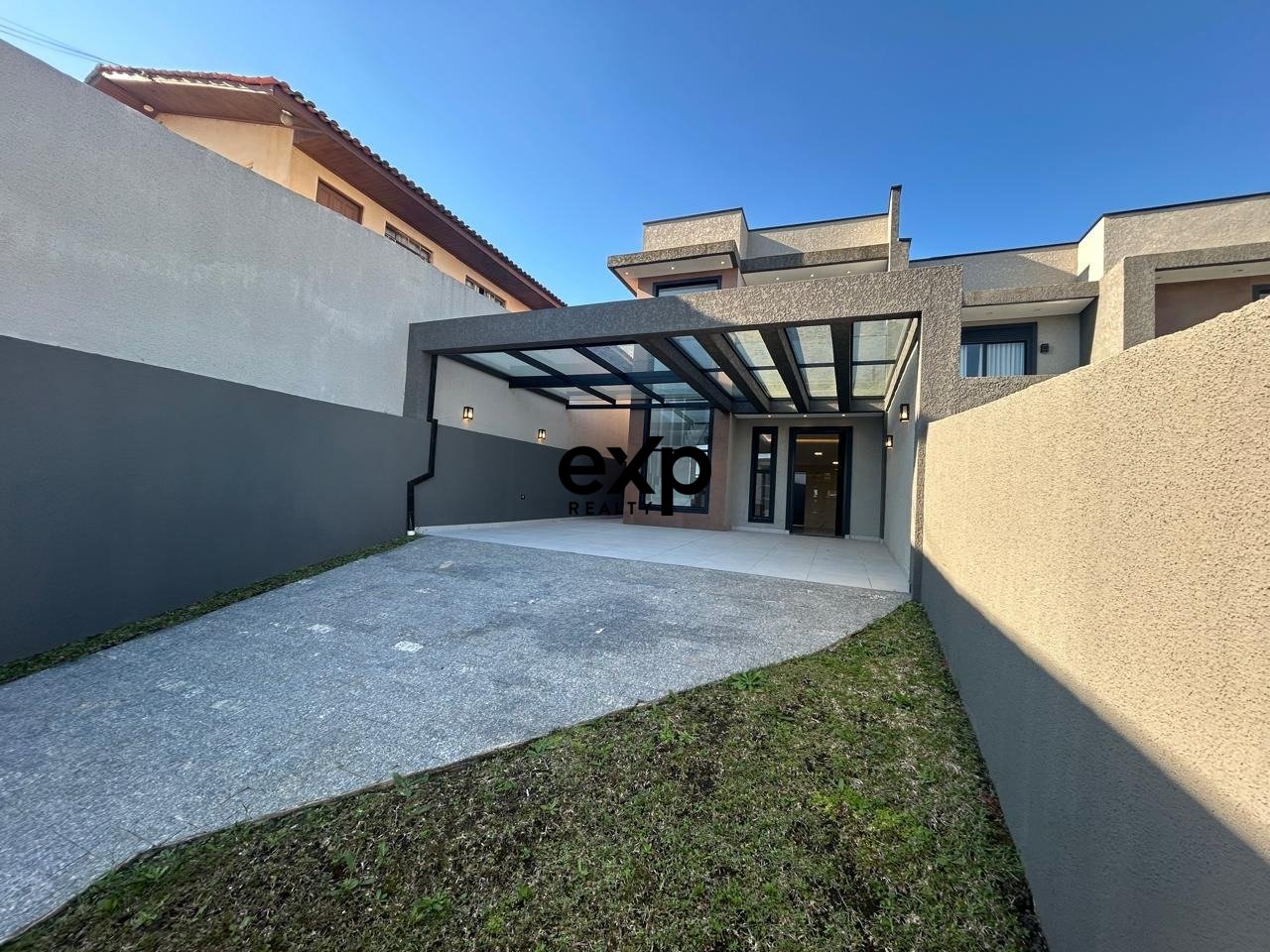 Sobrado for sale in Campo Largo, Marechal Floriano Peixoto 1510 Ouro Verde Campo Largo 83601-020, 158 m²