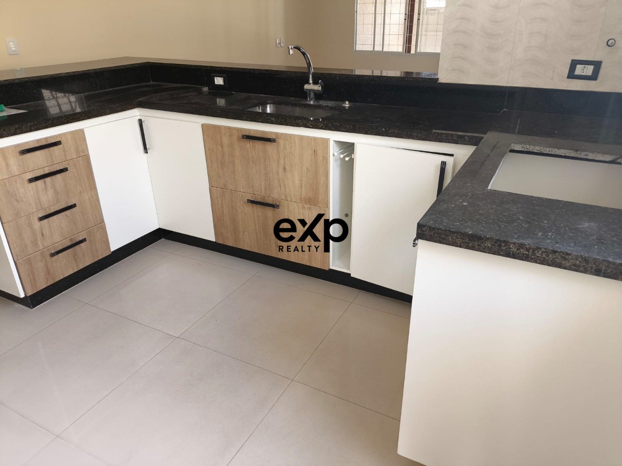 Casa à venda em Atibaia, Kioto 52 Caetetuba Atibaia 12951-530, 156 m²