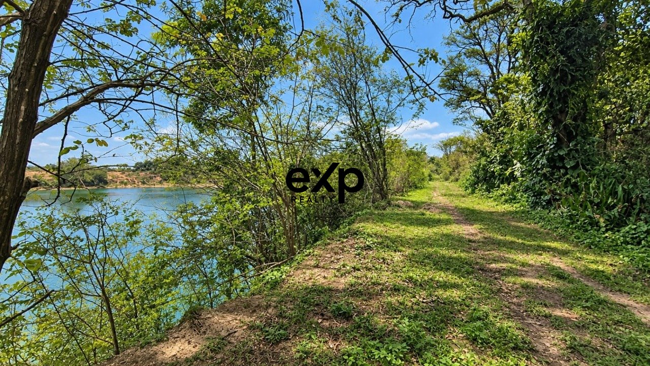 Industrial Land for sale in Seropédica, Cândida Maria da Conceição 599 Campo Lindo Seropédica 23898-003, 100000 m²