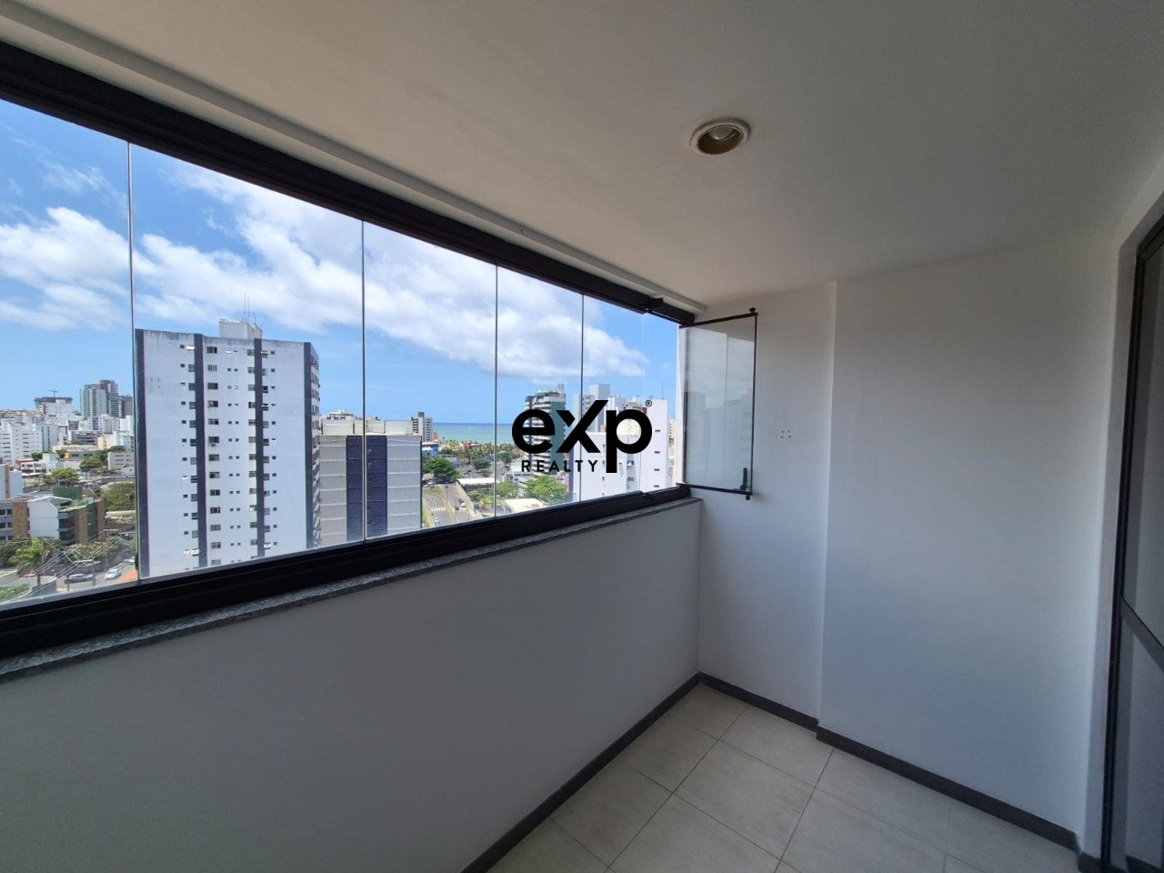 Apartamento for rent in Salvador, dos Radialistas 181 Pituba Salvador 41810-650, 56 m²