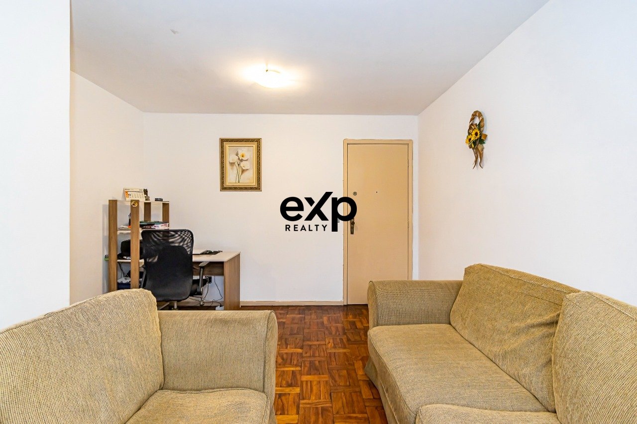 Apartamento à venda em Curitiba, Achilles Stenghel 38 Bacacheri Curitiba 82515-390, 90 m²