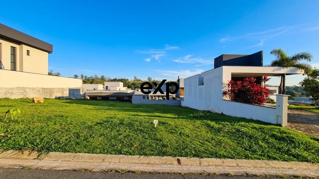 Terreno à venda em Valinhos - SP, Estrada Municipal do Roncáglia, 1090 Roncáglia Valinhos - SP 13272-721, 300 m²