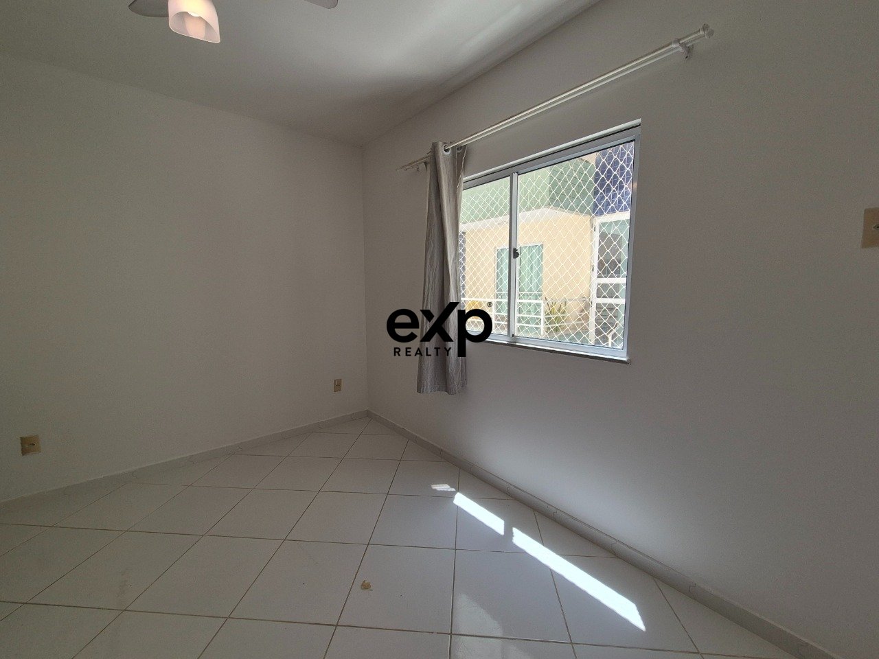 Apartamento para alugar em Lauro de Freitas, Rua Jose Ribeiro da Silva 1027 Ipitanga Lauro de Freitas 42706-640, 50 m²