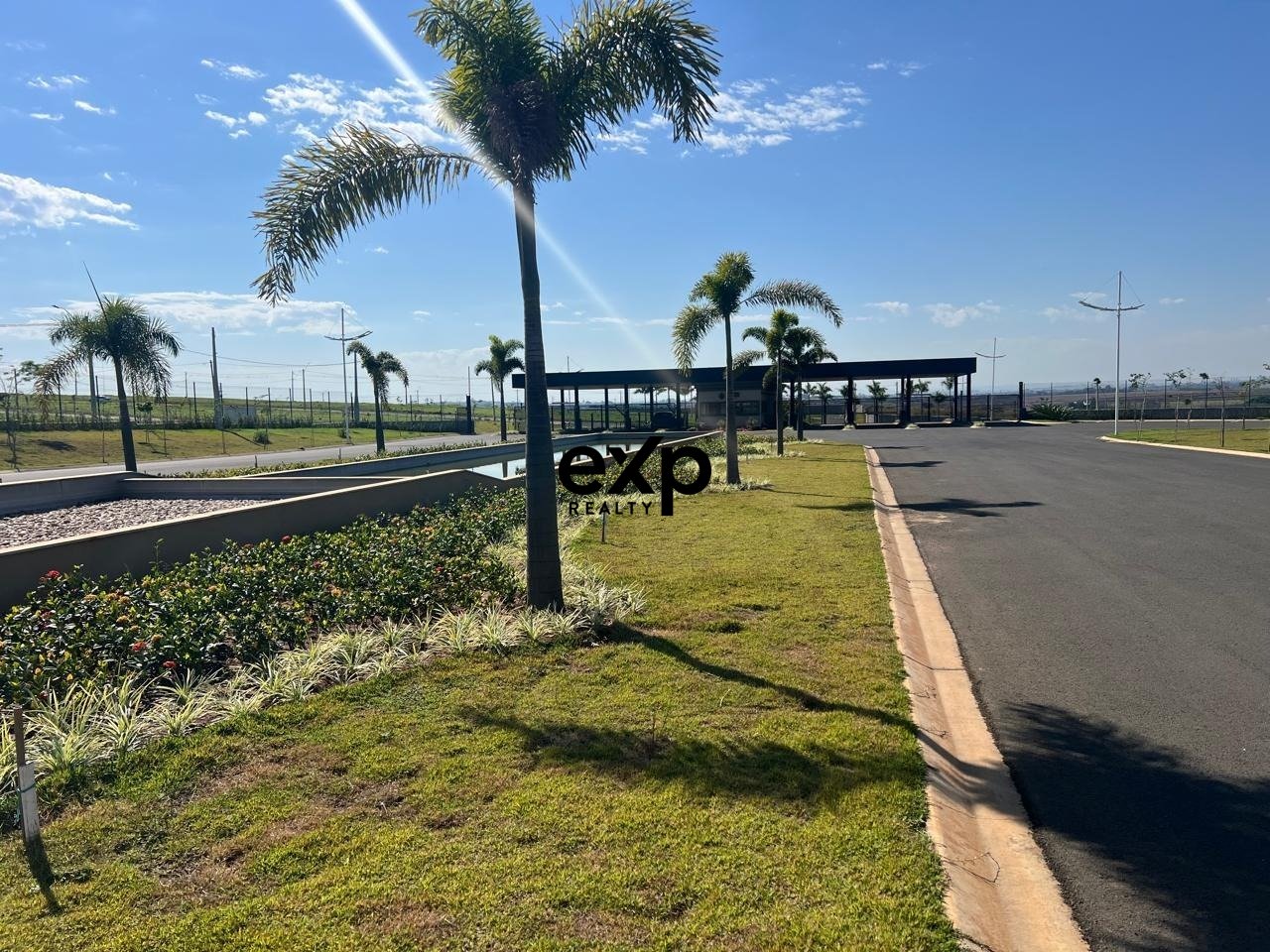 Terreno à venda em Paulinia, Prefeito José Lozano Araújo 1 Parque Brasil 500 Paulinia 13141-170, 240 m²