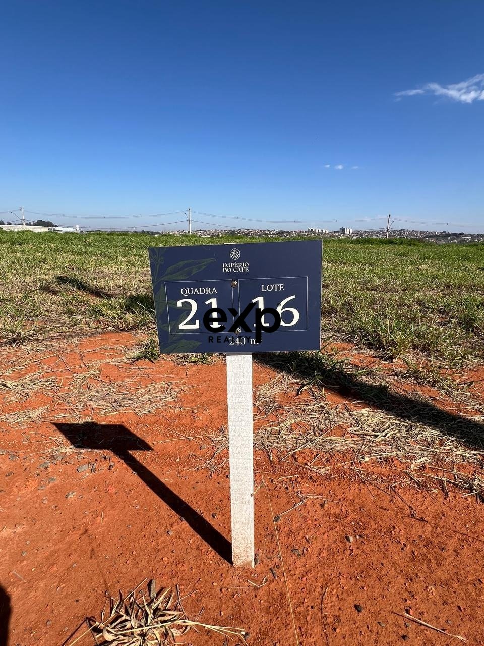 Terreno à venda em Paulinia, Prefeito José Lozano Araújo 1 Parque Brasil 500 Paulinia 13141-170, 240 m²