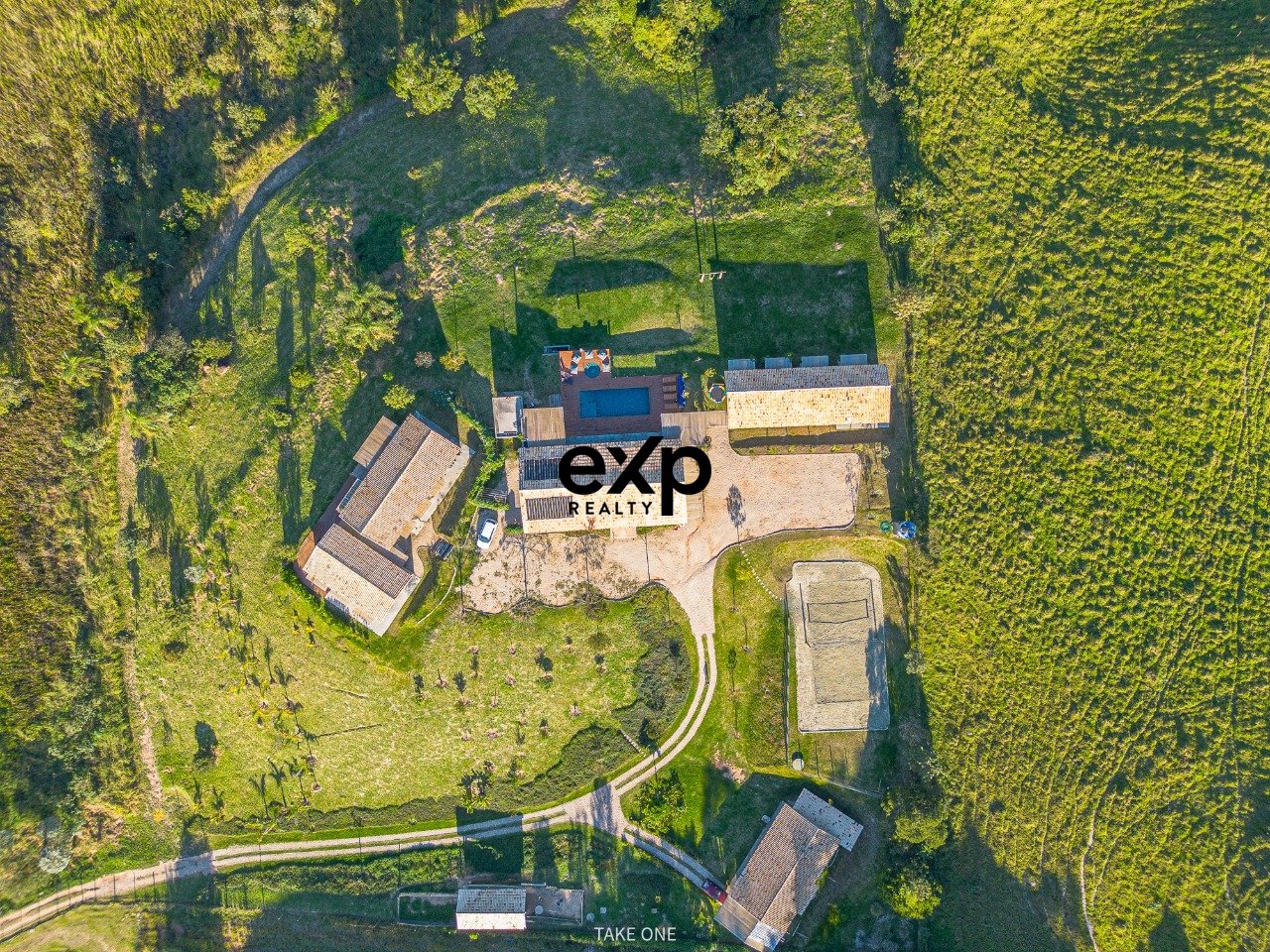 Casa em Condomínio à venda em Itatiba, do Lago -lote 11' Quadra k 11 fazenda D Carolina Itatiba 13254-010, 1275 m²