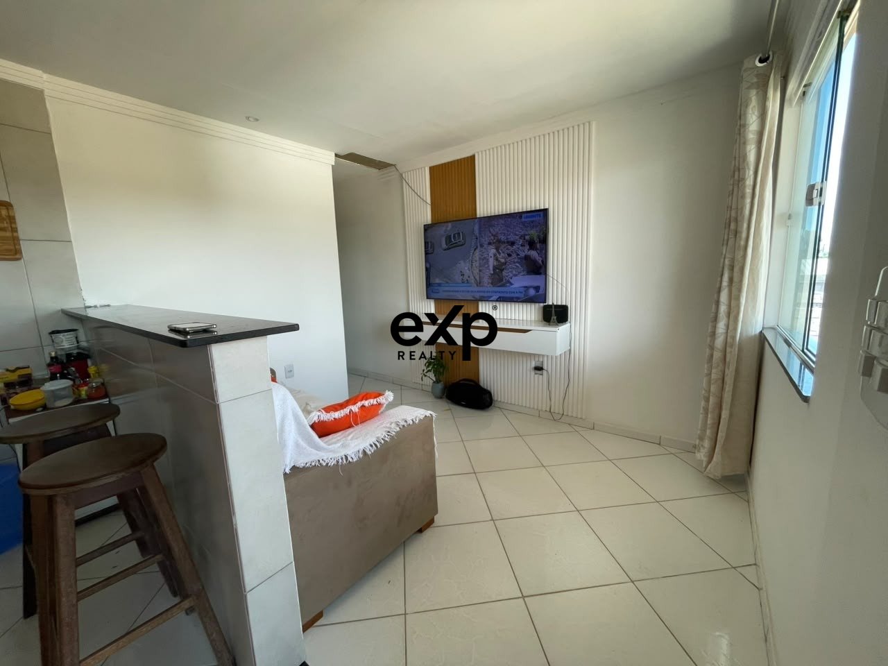 Casa à venda em Lauro de Freitas, Buritirama 128 Recreio Ipitanga Lauro de Freitas 42700-540, 64 m²