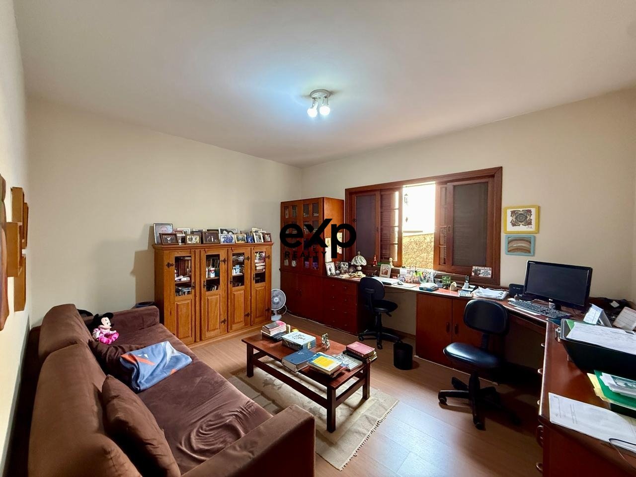 Casa em Condomínio à venda em Campinas, Doutor José Antônio Poletto 816 Barão Geraldo Campinas 13085-135, 1584 m²