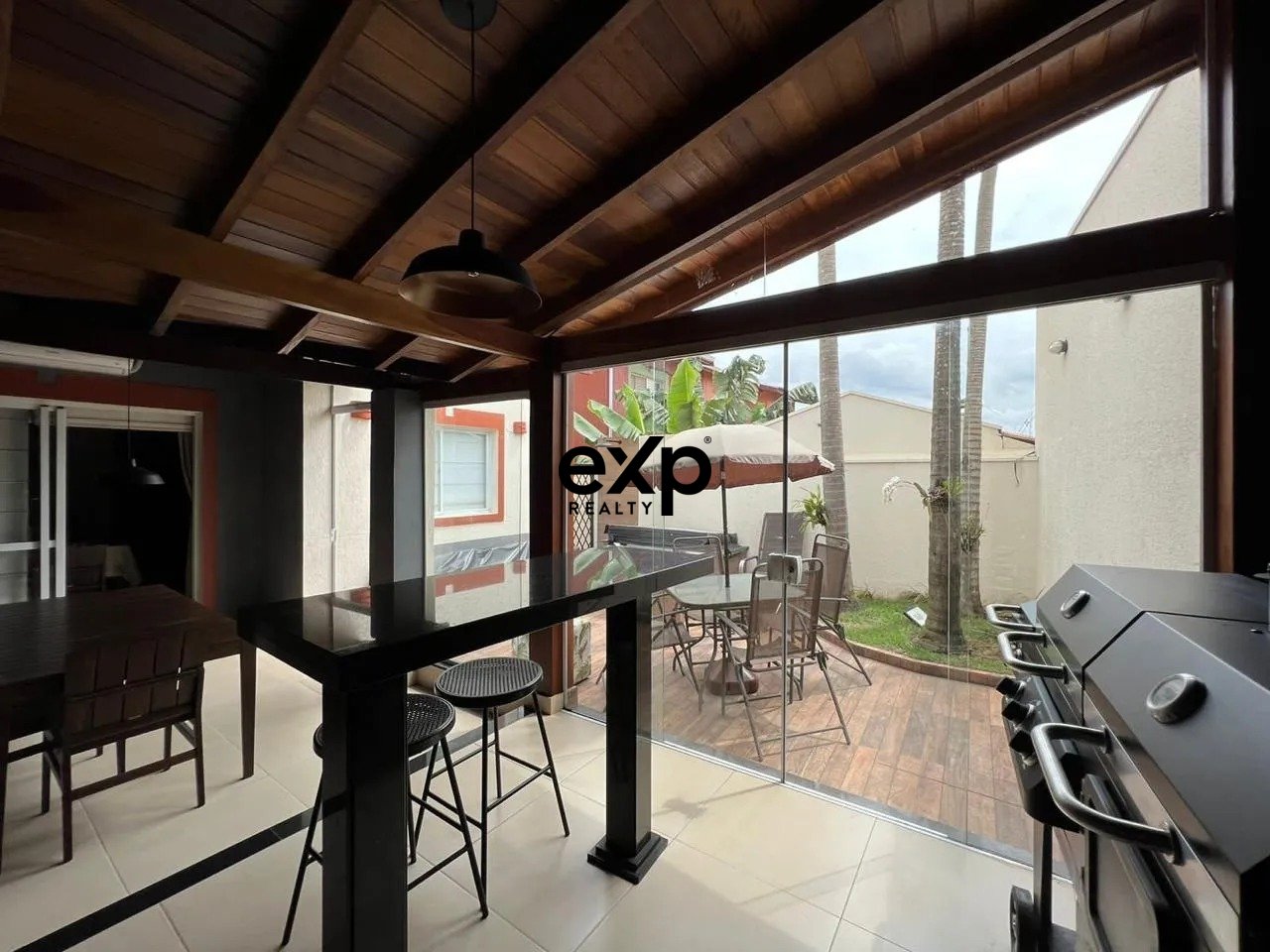 Casa em Condomínio à venda em Campinas, Mirta Coluccini Porto 1539 Parque Rural Fazenda Santa Cândida Campinas 13087-606, 250 m²