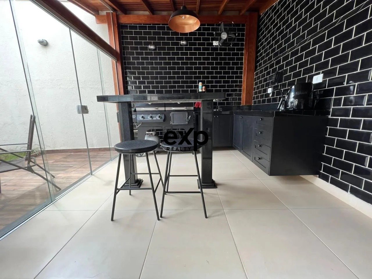 Casa em Condomínio à venda em Campinas, Mirta Coluccini Porto 1539 Parque Rural Fazenda Santa Cândida Campinas 13087-606, 250 m²