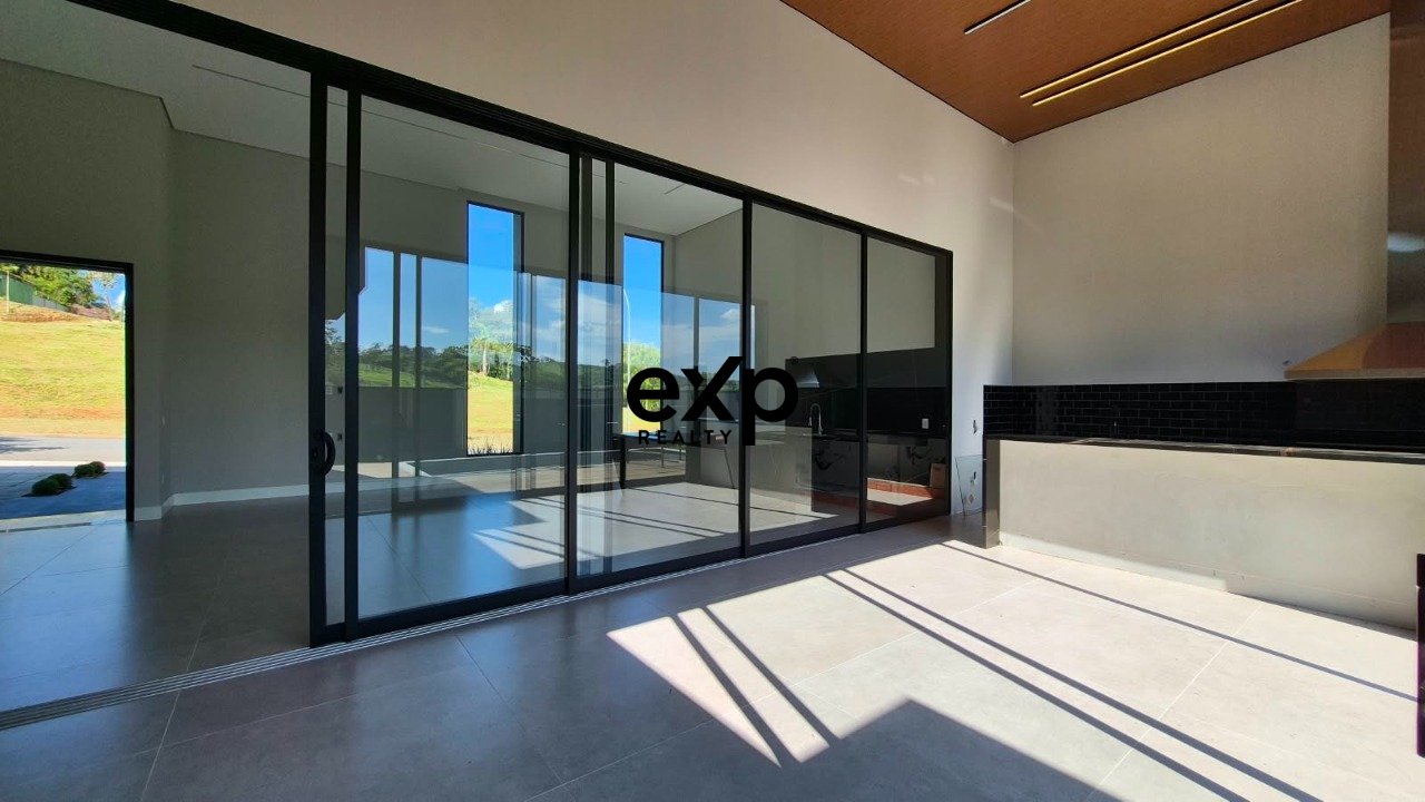 Casa em Condomínio à venda em Valinhos, Rod. dos Agricultores 2000 Eco Villa Boavista Valinhos 13273-250, 527 m²
