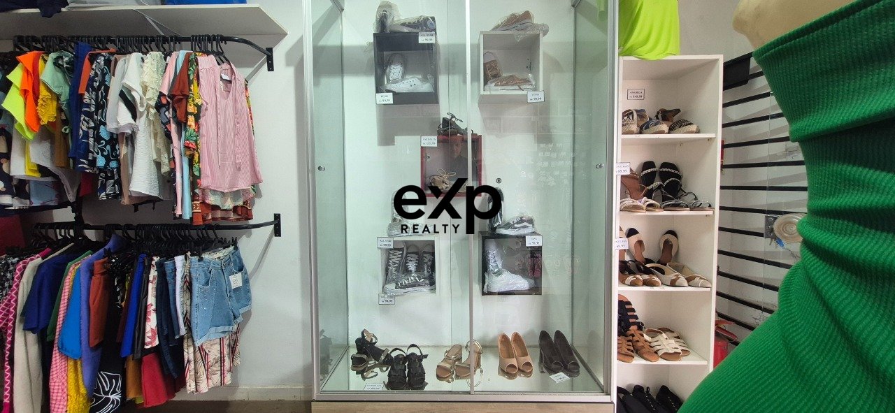 Ponto Comercial à venda em Brasília, Qe 2 Lote 1 Loja 4 Quadras Econômicas Lúcio Costa (Guará) Brasília 71100-050, 40 m²