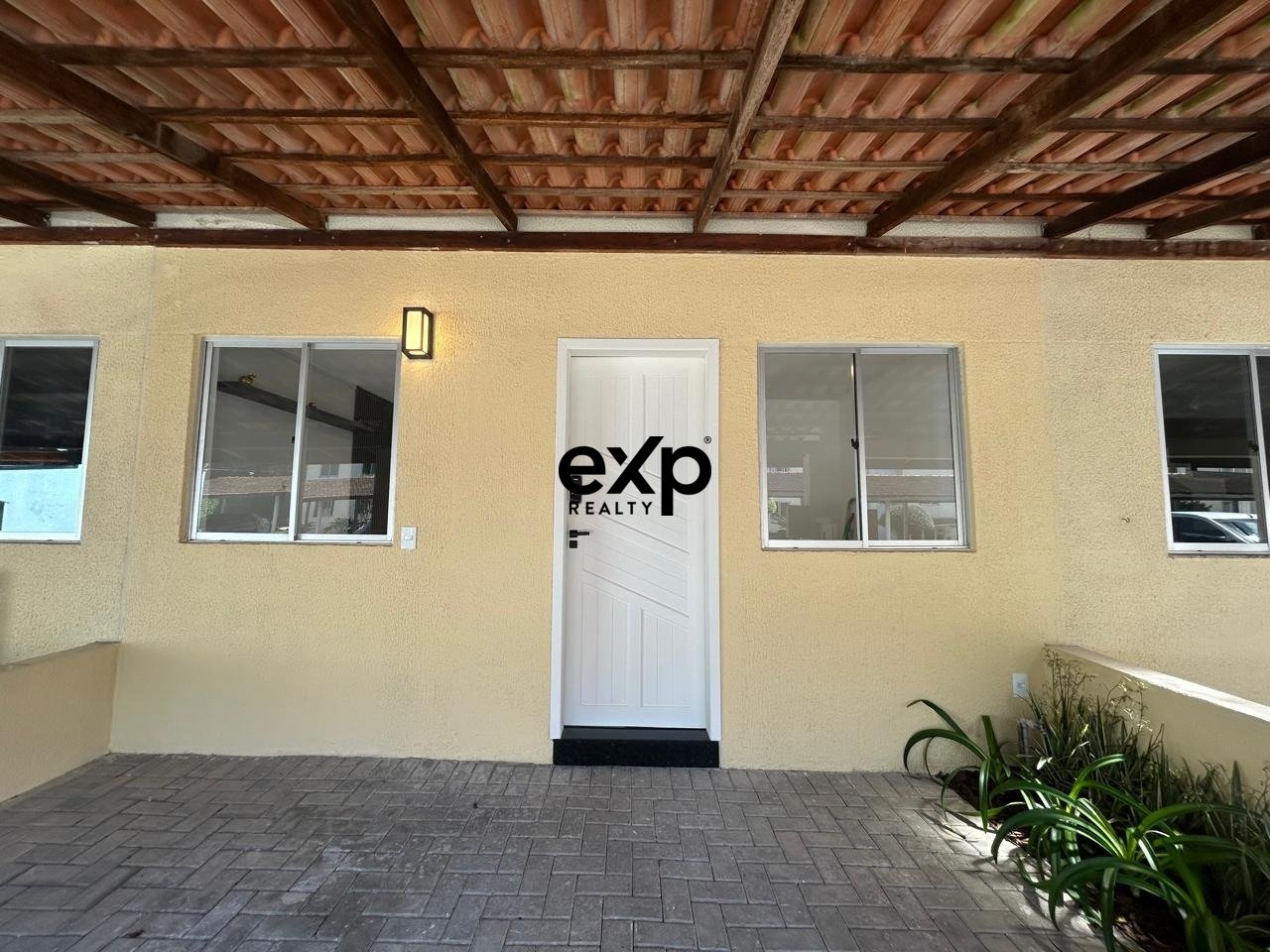 Triplex for sale in Curitiba, Dilermando Pereira de Almeida 71 Pinheirinho Curitiba 81870-070, 63 m²