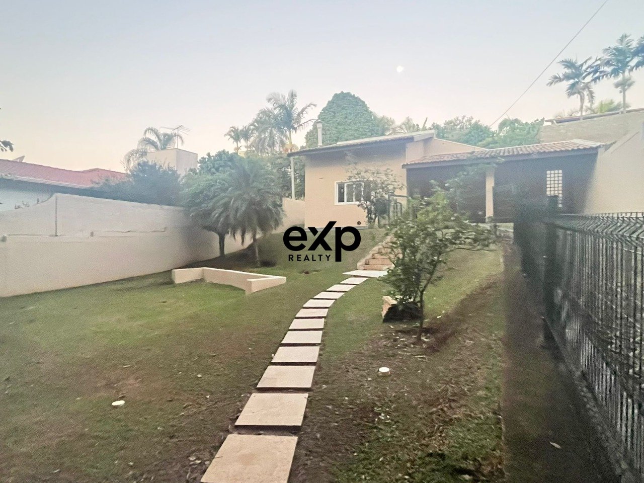 Casa em Condomínio à venda em Campinas, San Conrado 635 Loteamento Caminhos de São Conrado (Sousas) Campinas 13104-164, 700 m²
