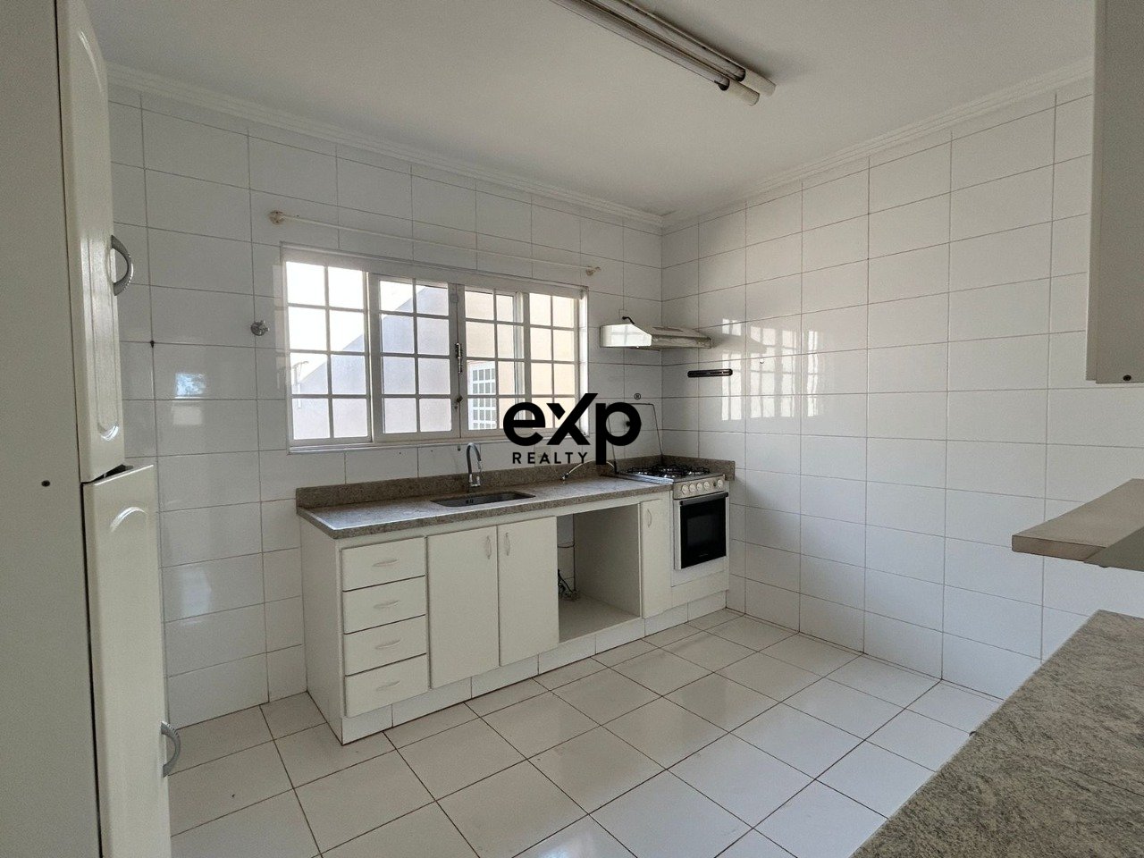 Casa em Condomínio à venda em Campinas, San Conrado 635 Loteamento Caminhos de São Conrado (Sousas) Campinas 13104-164, 700 m²