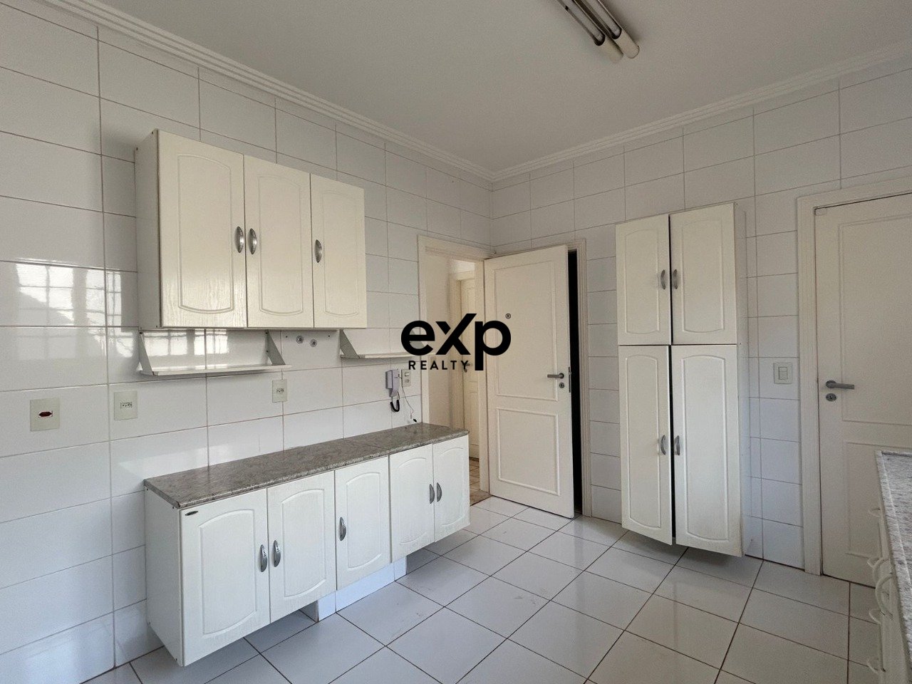 Casa em Condomínio à venda em Campinas, San Conrado 635 Loteamento Caminhos de São Conrado (Sousas) Campinas 13104-164, 700 m²