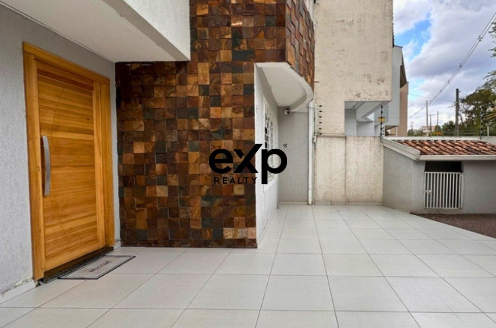 Sobrado à venda em Curitiba, Simão Brante 1574 Alphaville Residencial 3 Curitiba 81580-100, 110 m²