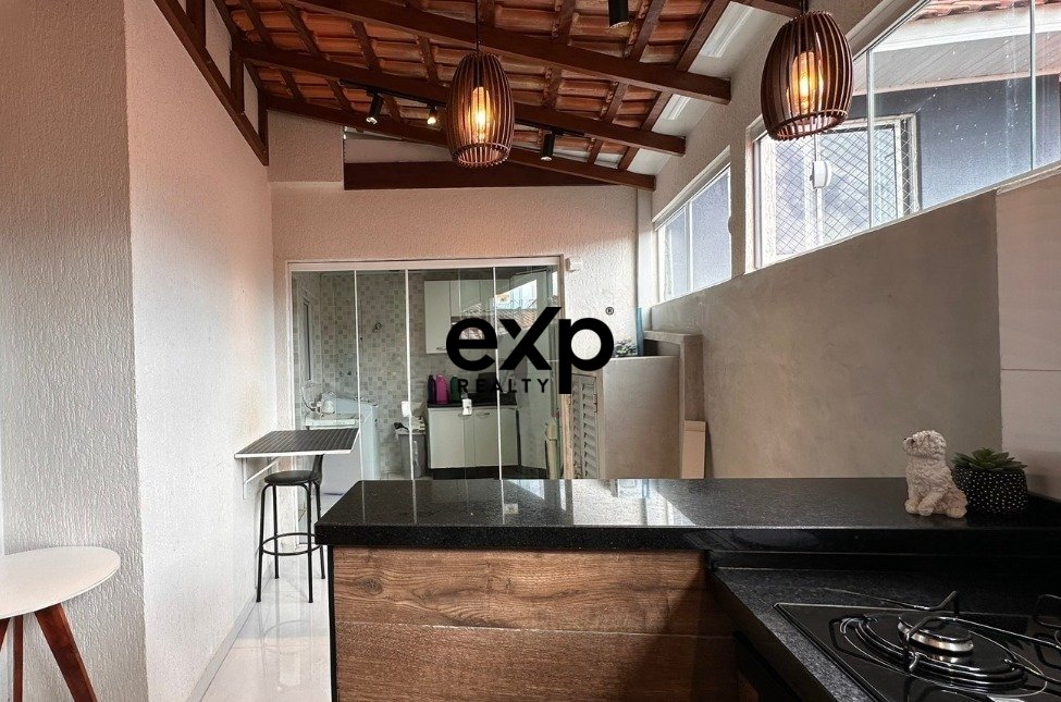 Sobrado à venda em Curitiba, Simão Brante 1574 Alphaville Residencial 3 Curitiba 81580-100, 110 m²