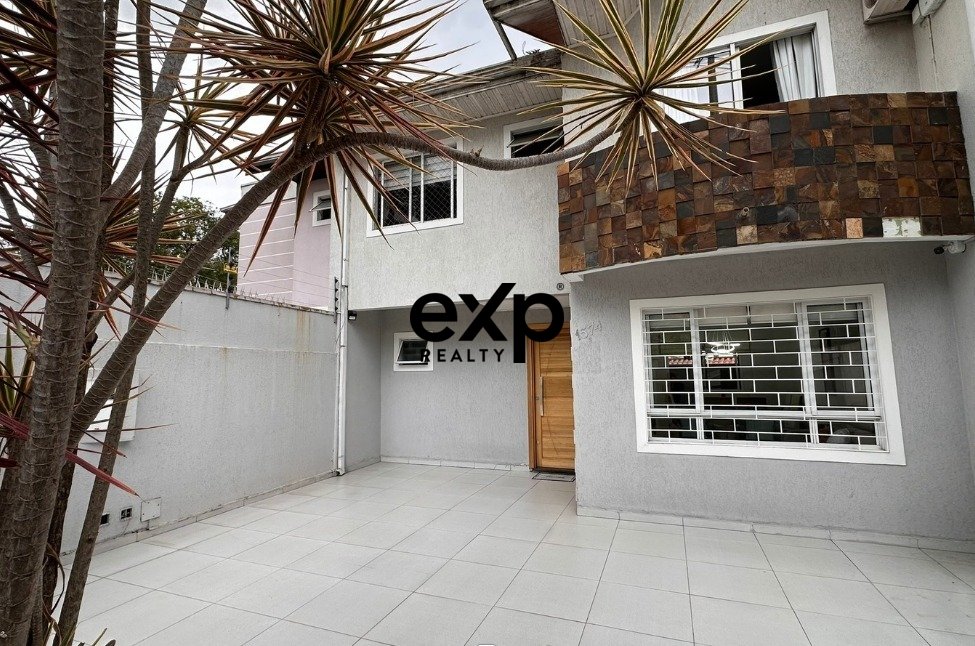 Sobrado à venda em Curitiba, Simão Brante 1574 Alphaville Residencial 3 Curitiba 81580-100, 110 m²